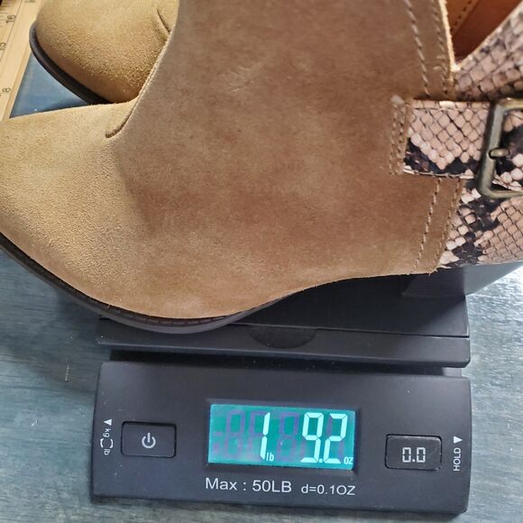 New Vionic Ankle Boots Women’s 7 Brown Suede Leather Zip Booties Snake Orthotic - Picture 10 of 10